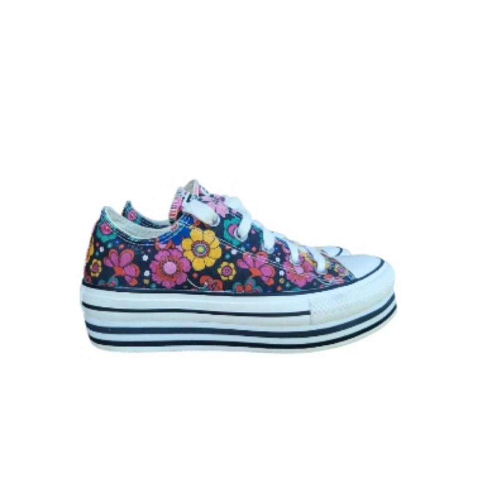 RARE Girls United Converse All Star Chuck Taylor Platform Flower Shoe  Women 6
